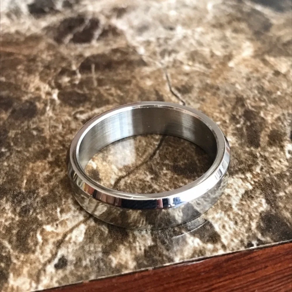 NEW Stainless Steel Ring 6mm Silver Wedding Band Men Or Women Unisex
